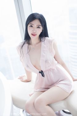 瑠川莉娜